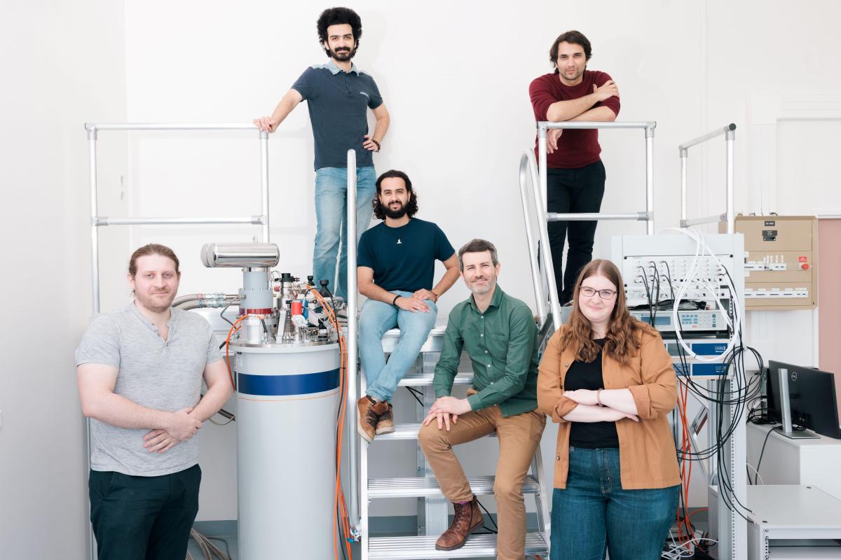 Dr Gaël Grissonnanche and his research group, Quantum Materials in Extreme Conditions