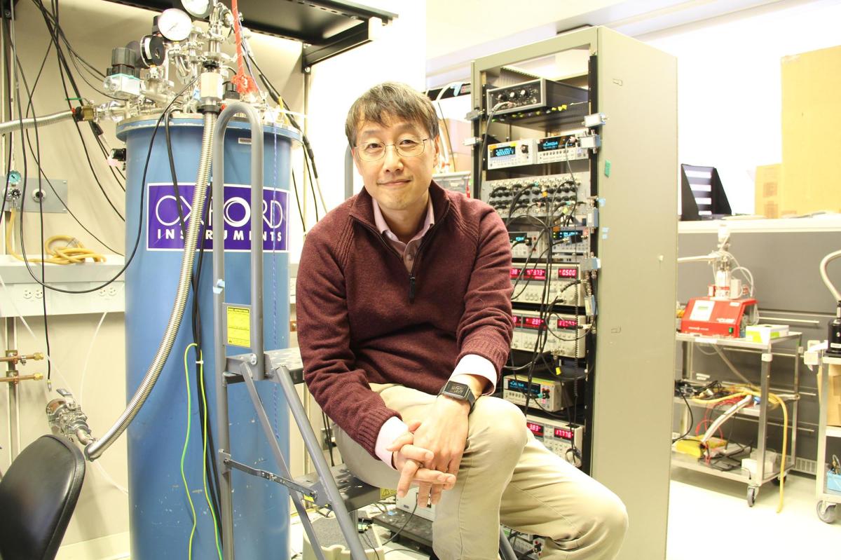 Philip Kim pictured with the Proteox